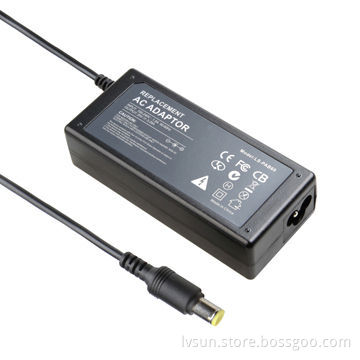 AC/DC Adapter with 10.5V/1.9A Output Voltage